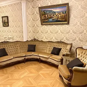  Апартаменты King Ln